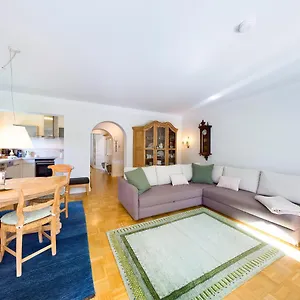Apartment Berg.zeit.los, Garmisch-Partenkirchen